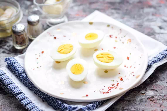праздничная закуска фаршированные яйца фото 2